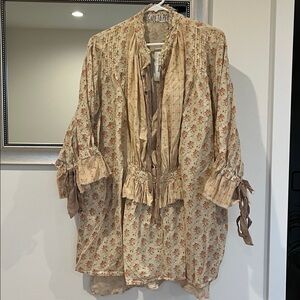 Magnolia Pearl Sunny Floral Top